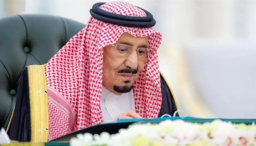 العاهل السعودي يرأس جلسة مجلس الوزراء لأول مرة منذ شهرين بسبب خضوعه للعلاج