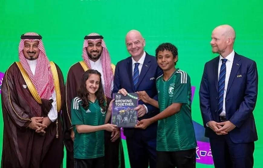 «فيفا» يتسلم ملف ترشح السعودية لاستضافة كأس العالم 2034