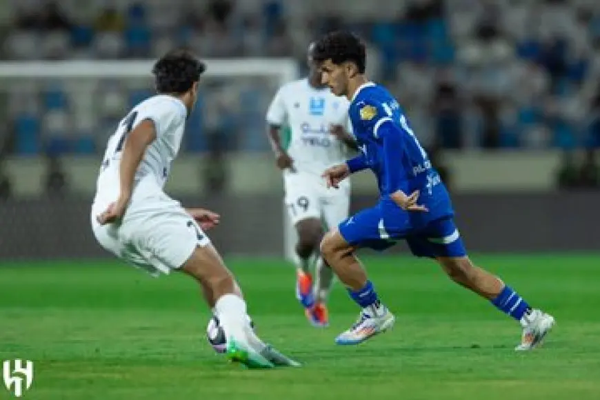 الهلال يهزم الأخدود بثلاثية في الدوري السعودي