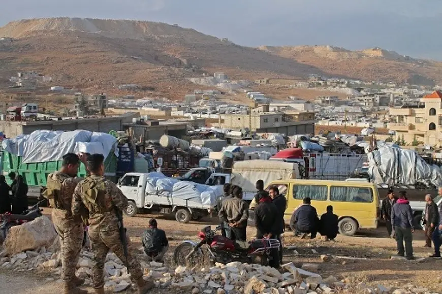 العراق يستقبل الدفعة الأولى من النازحين اللبنانيين عبر المنفذ الحدودي مع سوريا