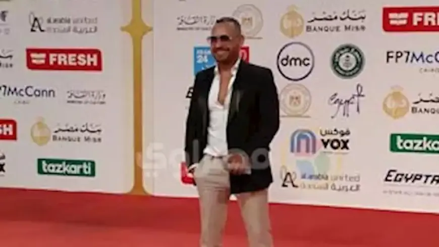 نجم برنامج “إكس فاكتور” محمد ريفي في عرض الفيلم المغربي “أنا مش أنا” بالقاهرة السينمائي