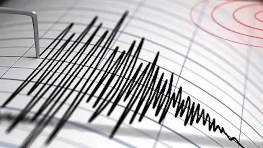 مصرع 14 وإصابة مئات جراء زلزال بقوة 3 .7 درجة ضرب جزيرة فانواتو