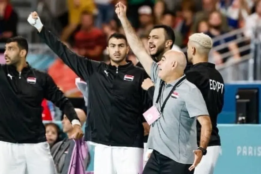 باستور يحلل أداء منتخب اليد ببطولة العالم في محاضرة بالمركز الأوليمبي