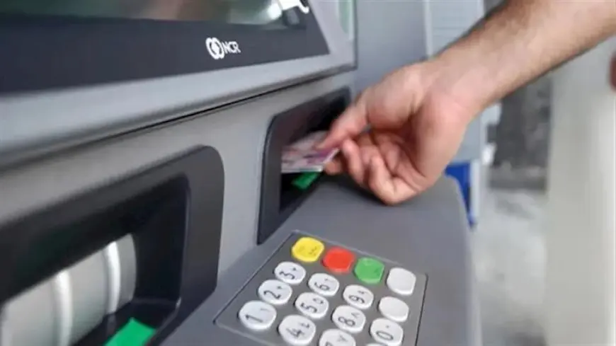 منهما الأهلي ومصر.. عمولة السحب والاستعلام من ماكينات ATM في البنوك على غير العملاء